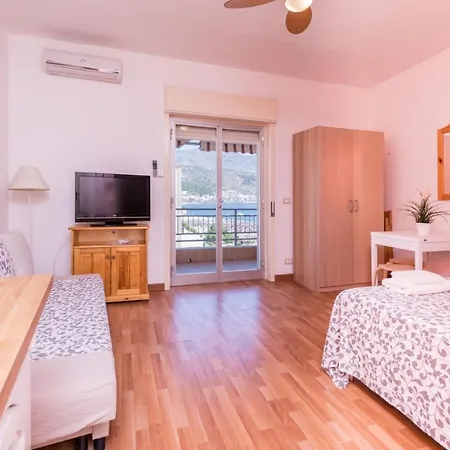 Belvedere Naxos 9 Apartamento Giardini-Naxos