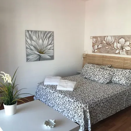 Apartamento Belvedere Naxos 9 *